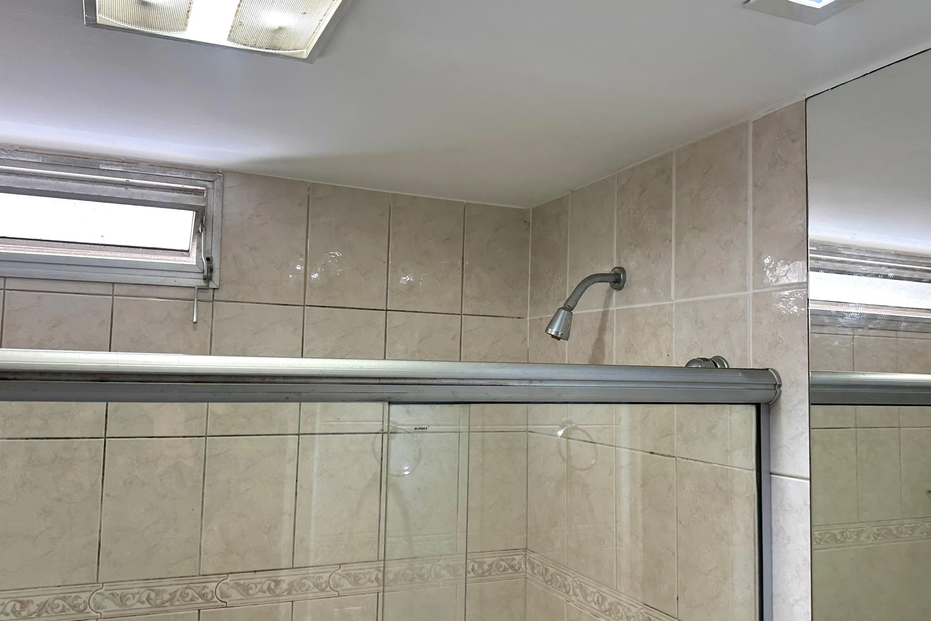 Unfurnished apartment with 2 en-suite bedrooms — photo 43
