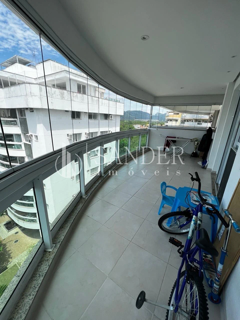 3-bedroom apartment with a private pool — photo 9