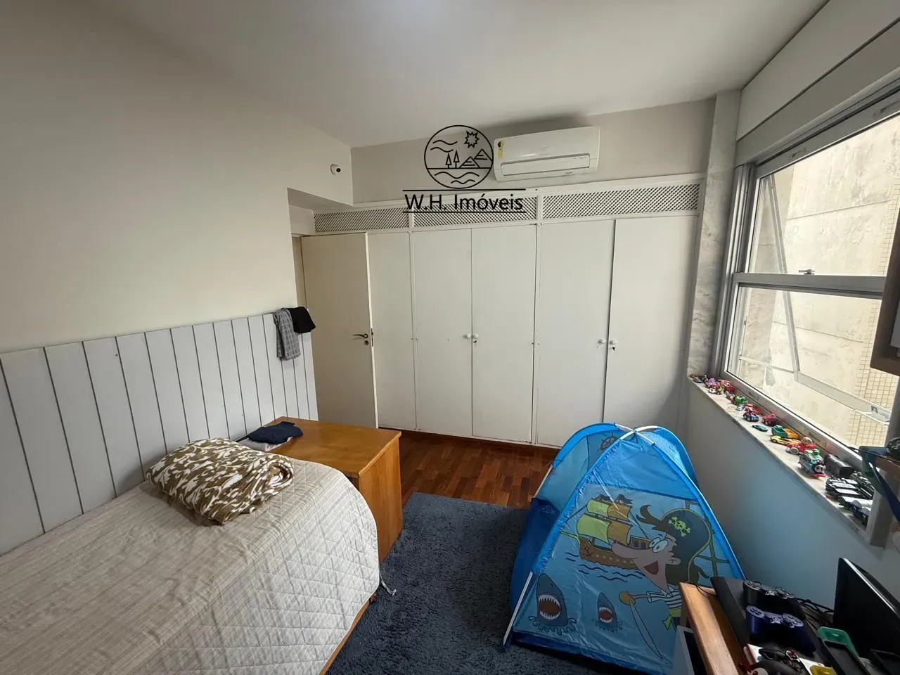 Furnished 240 m² apartment with 4 bedrooms and 2 parking — photo 11