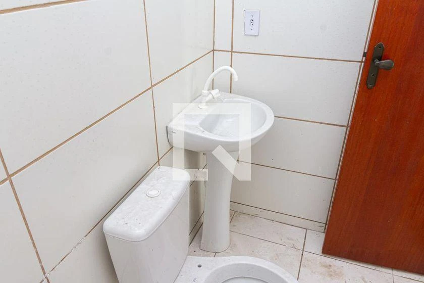 38 m² unfurnished studio with private garden and 1 parking — photo 31
