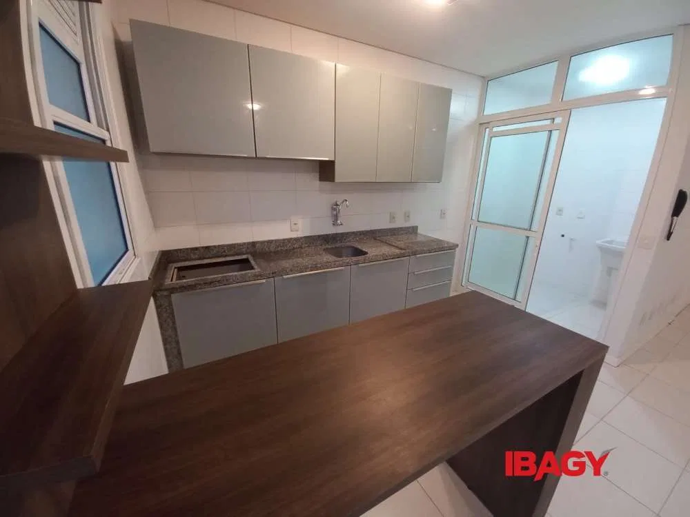 2-bedroom apartment in a building with a pool — photo 5