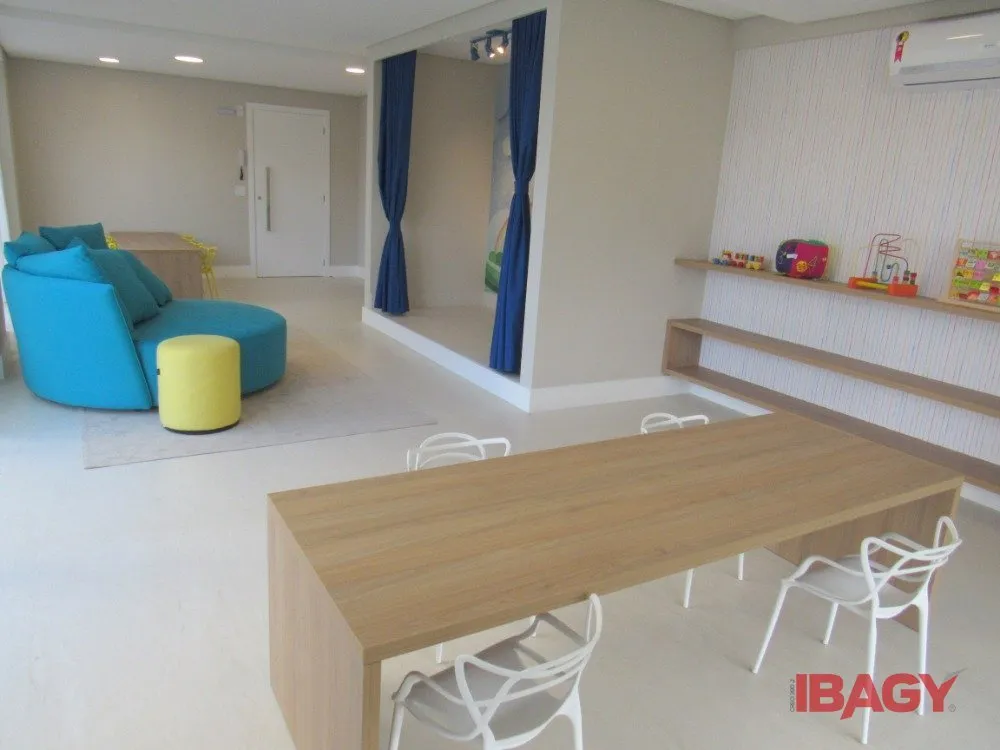 2-bedroom apartment in a building with a sauna — photo 22