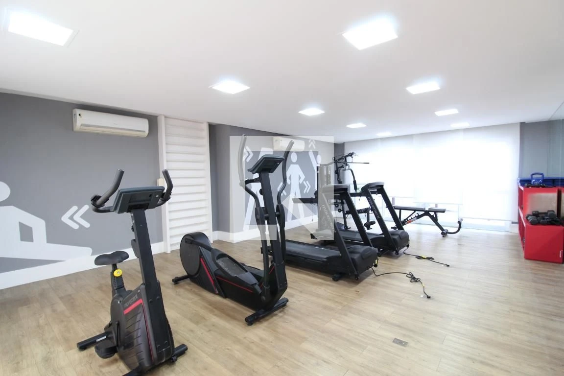 Собственный бассейн и 2 спальни: квартира 64 м² — photo 30
