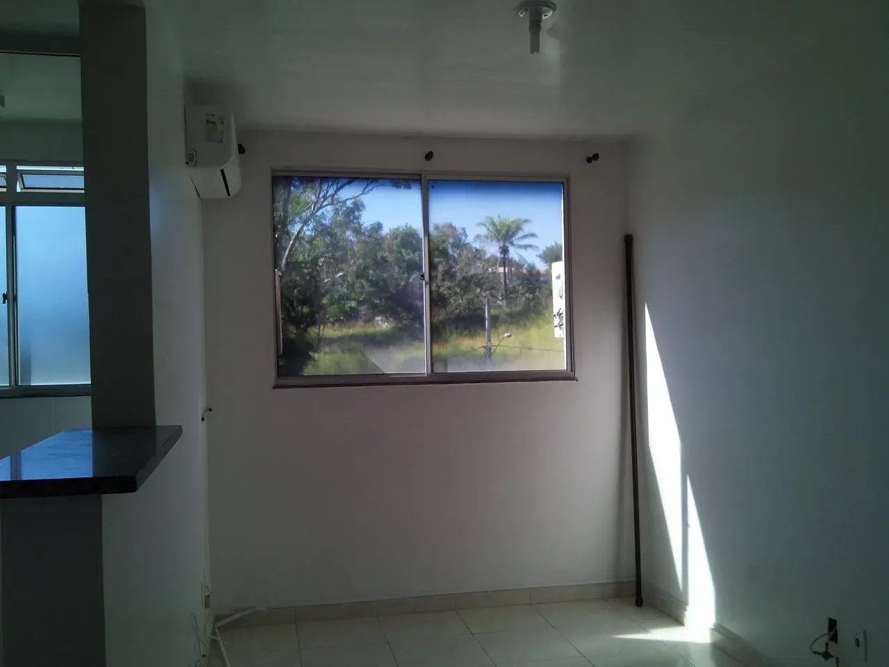 Unfurnished apartment with 2 bedrooms and 1 bathroom — photo 10