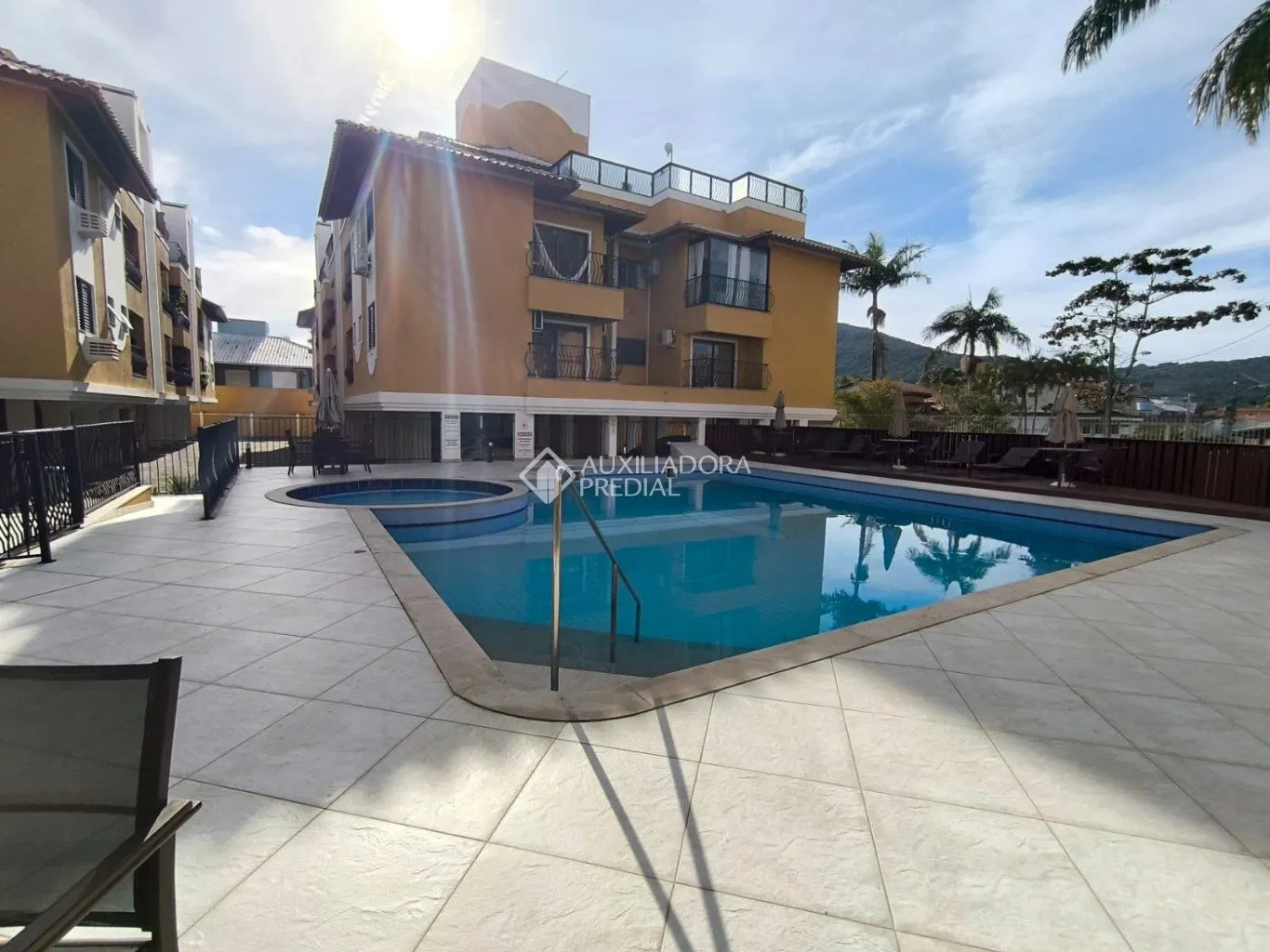 Furnished 70 m² apartment with 2 bedrooms and balcony — photo 3