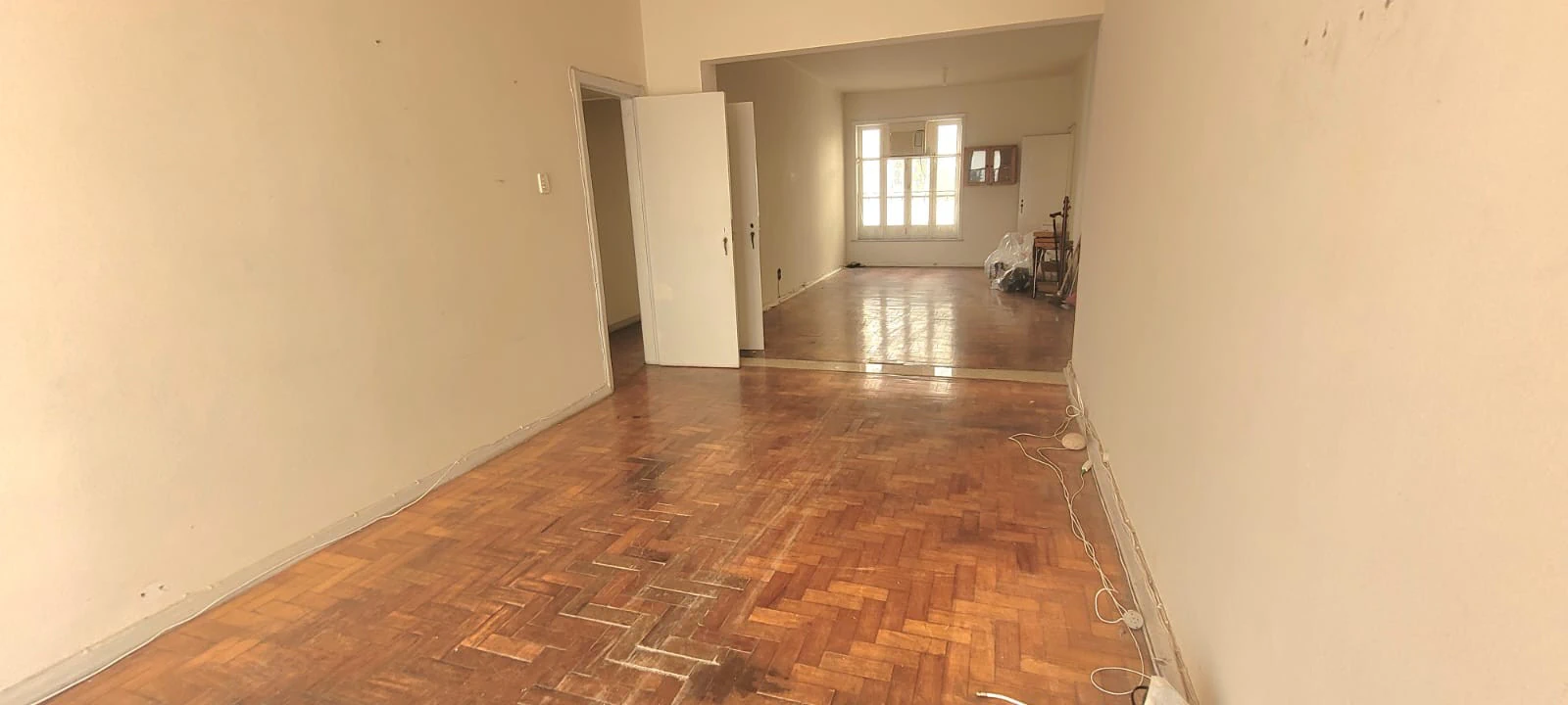 3-bedroom 150 m² apartment with 1 parking space and elevator — photo 10