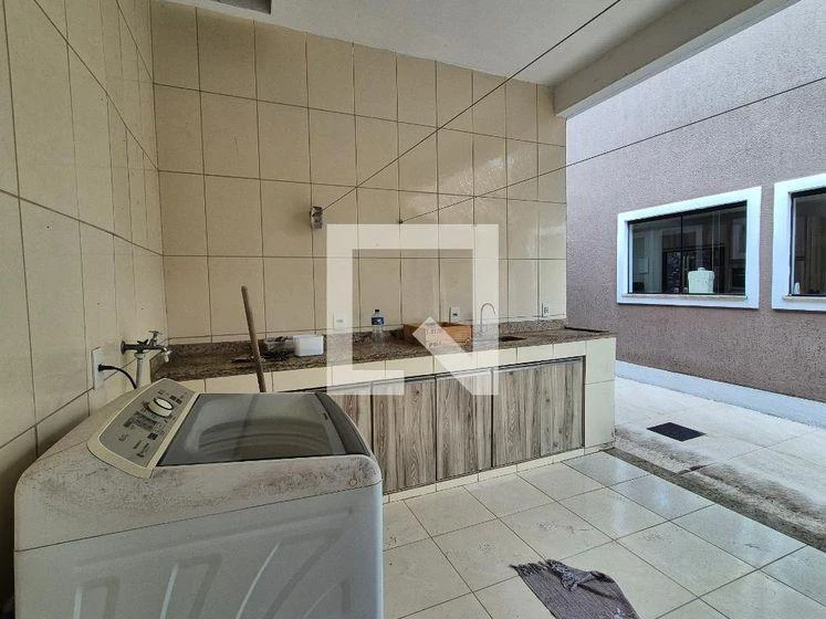 Furnished house, 400 m², with a glass-enclosed balcony — photo 29