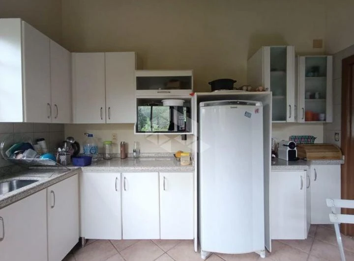 360 m² house with balcony and built-in grill — photo 2