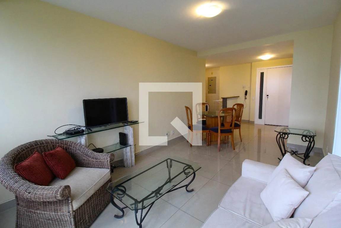 One-bedroom apartment with a water view in Rio de Janeiro — photo 18