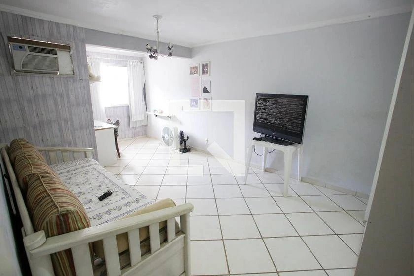 Незмебльований будинок на 6 спалень і приватний сад — photo 37