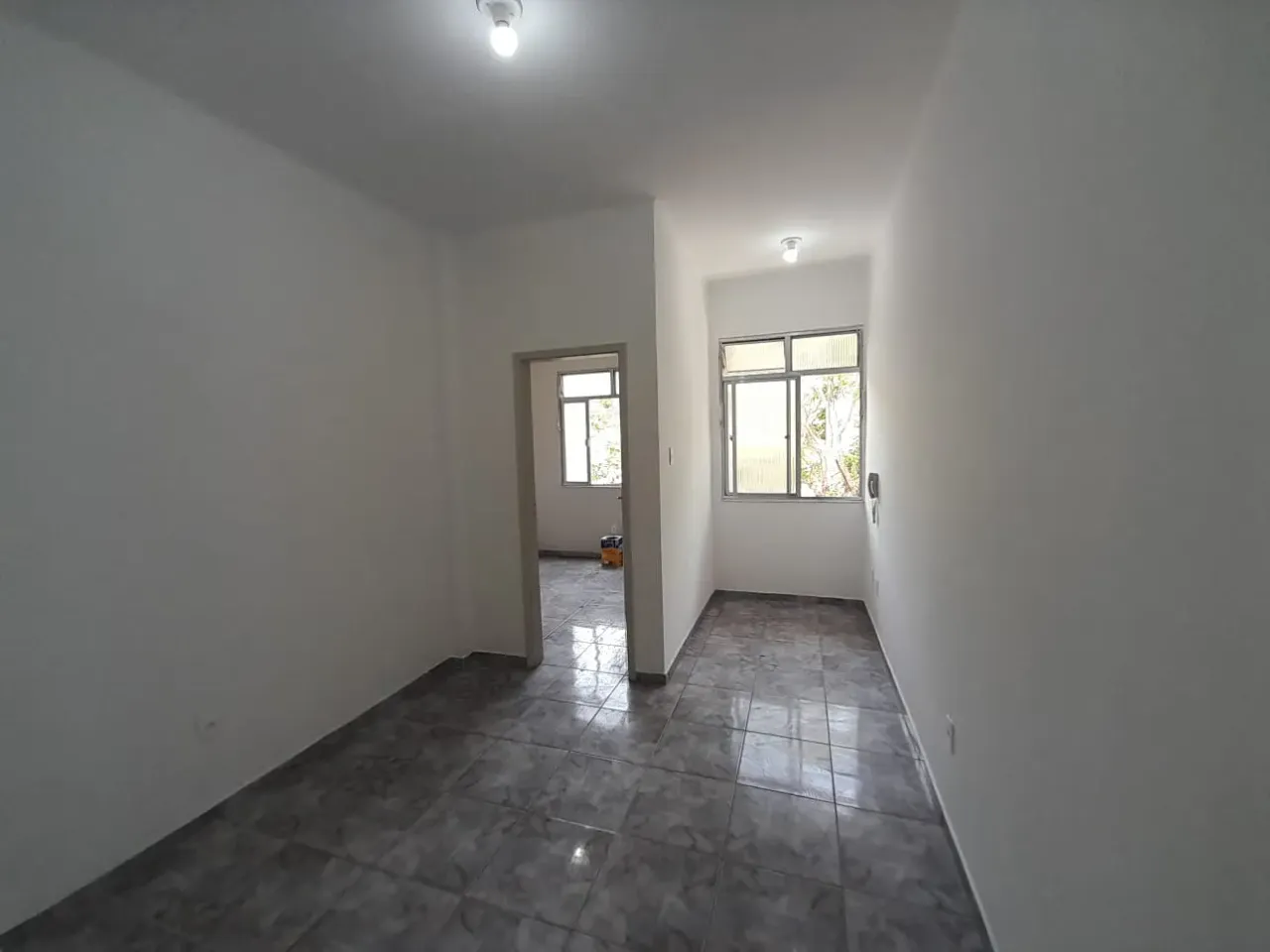 Unfurnished 1-bedroom apartment with 31 m² — photo 11