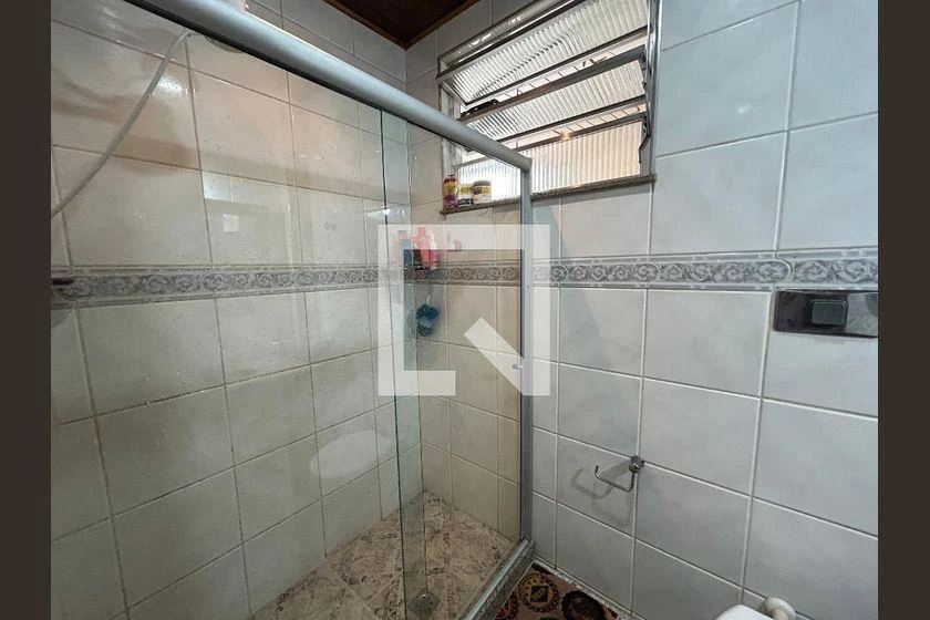 90 m² rental apartment with 3 bedrooms and balcony — photo 38