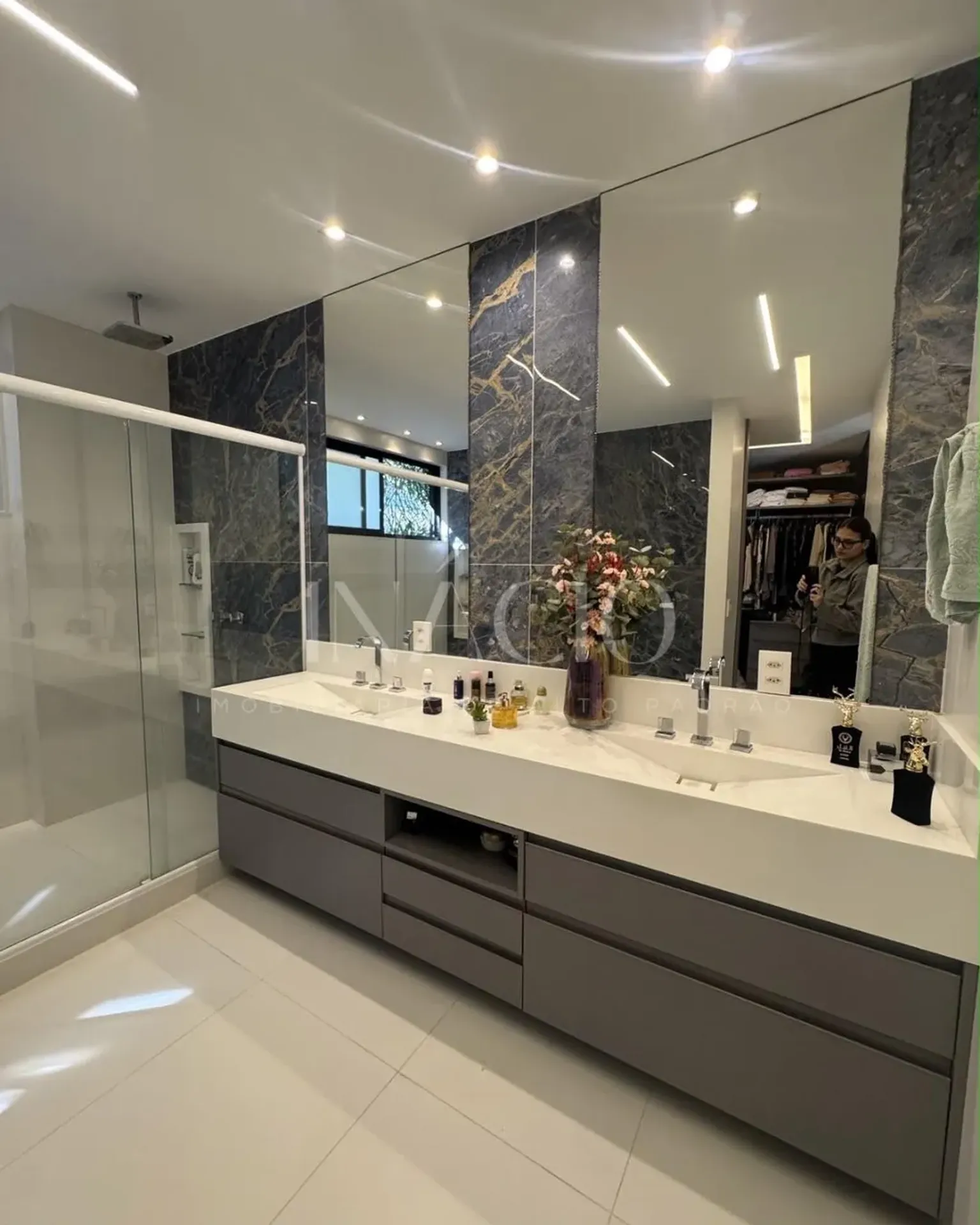 Furnished house with open-plan kitchen and 6 en-suites — photo 36