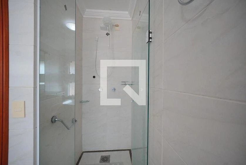 3 quartos e vista para a água: casa de 407 m² — photo 12