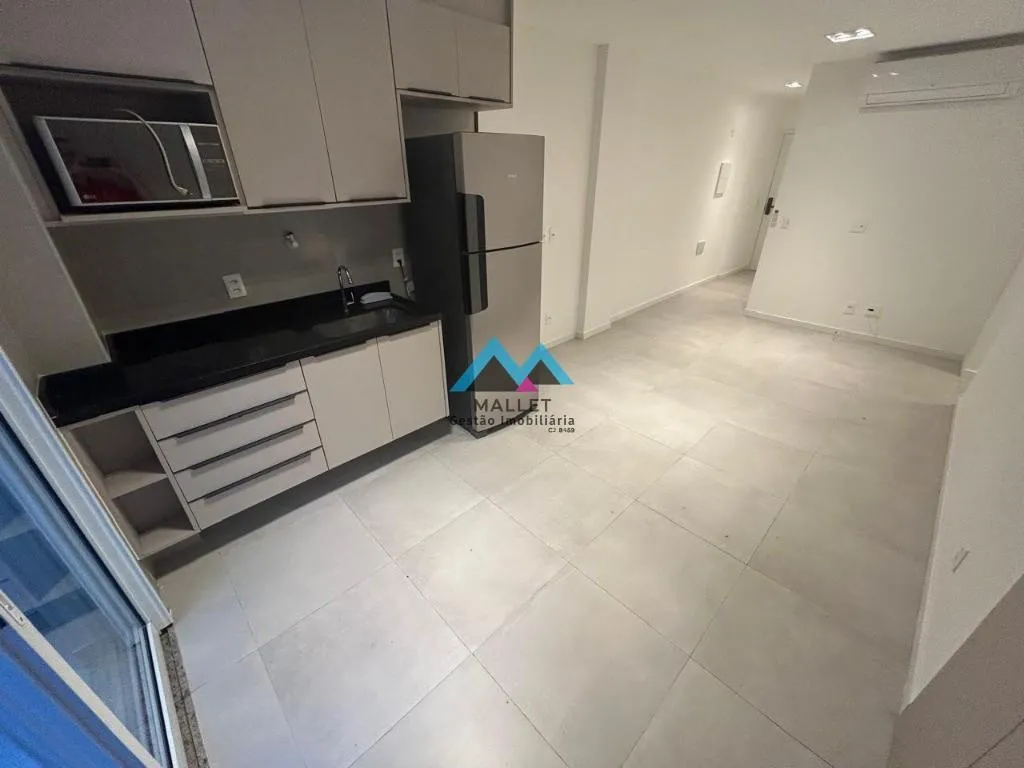 1-bedroom apartment with terrace and pool — photo 2
