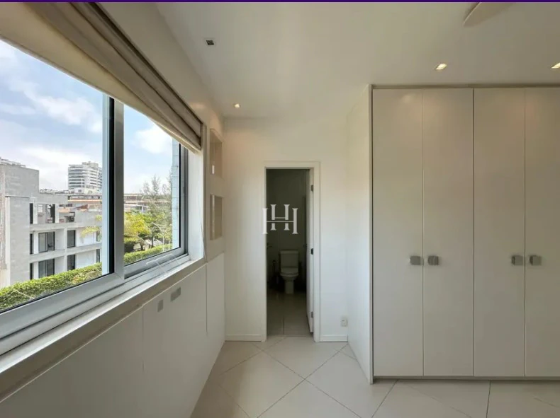 Apartamento mobiliado com 4 quartos e 291 m² — photo 20
