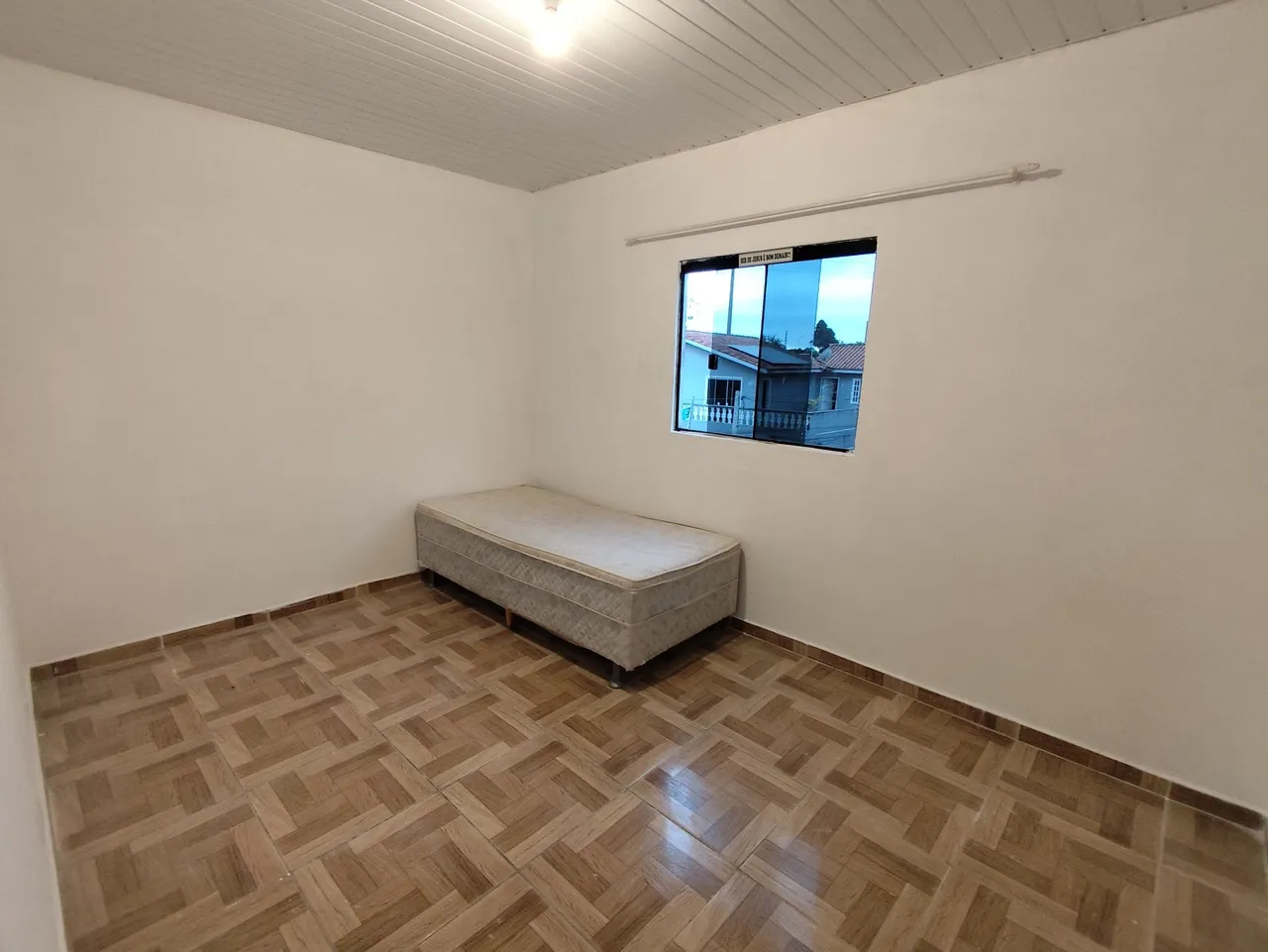 One-bedroom, 45 m² house in Curitiba — photo 3