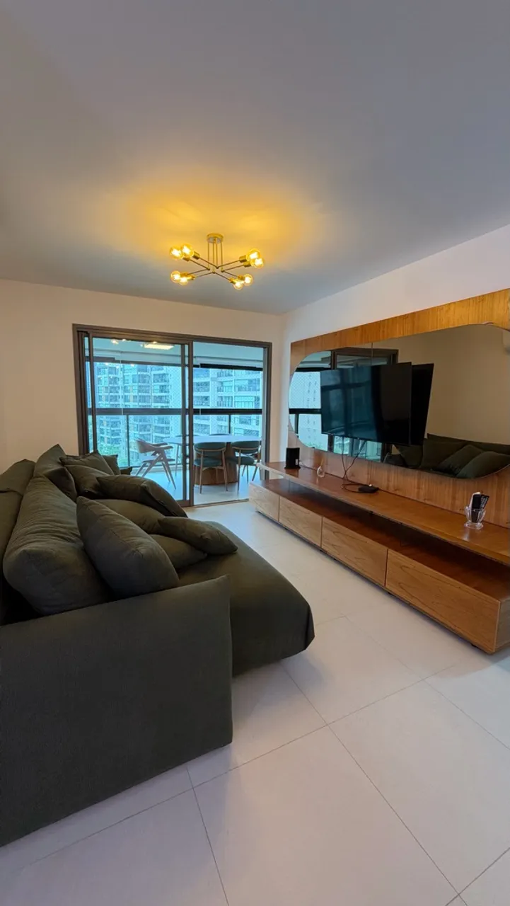 3-bedroom apartment in a building with a gym