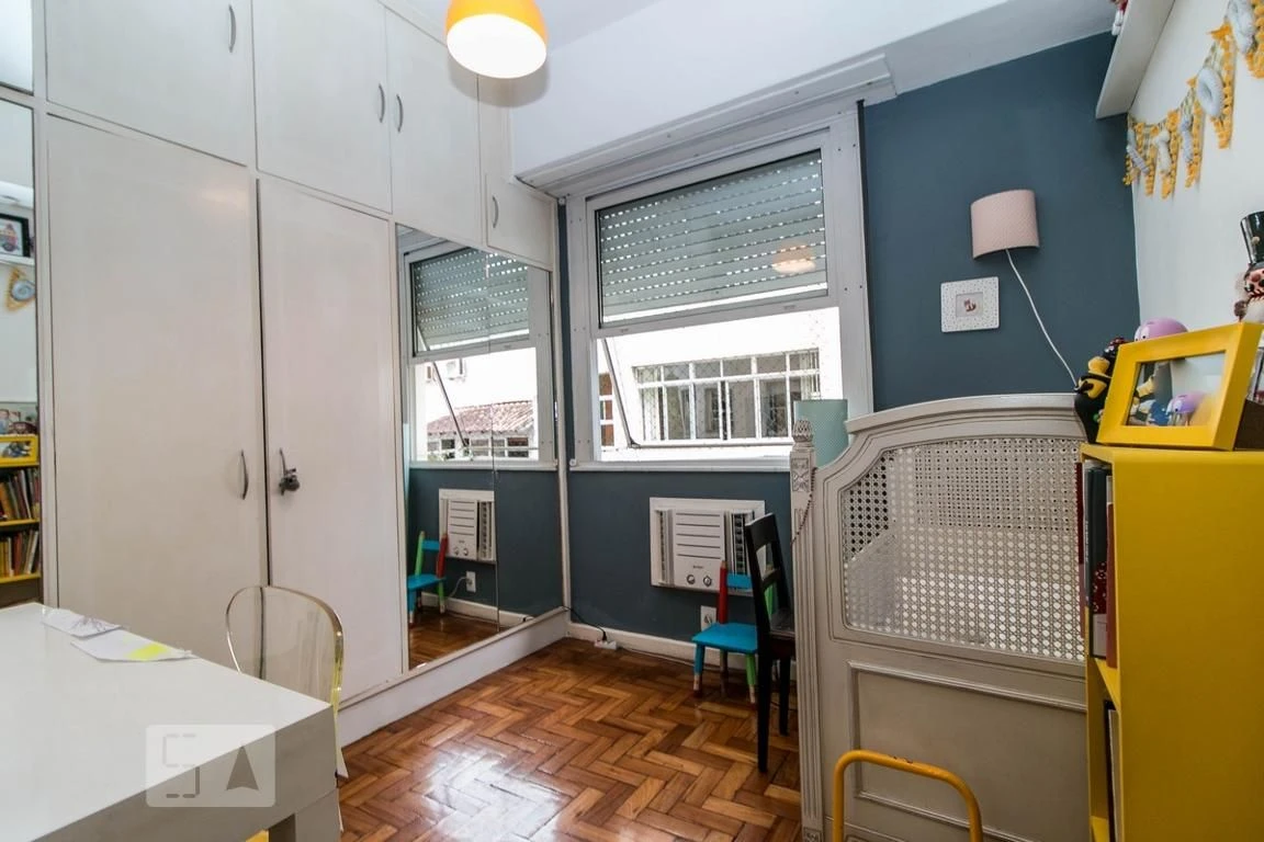 72 m² apartment with a home office and a mountain view — photo 19