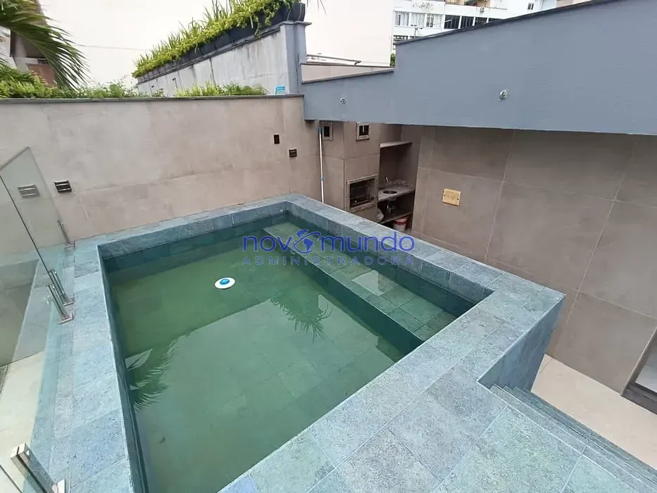 Apartment with 1 bedroom, 3 bathrooms and 2 parking spots — photo 11