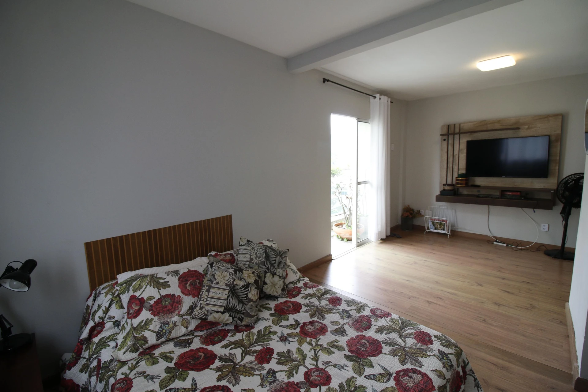 Apartment, 161 m², with a grill on the balcony — photo 15