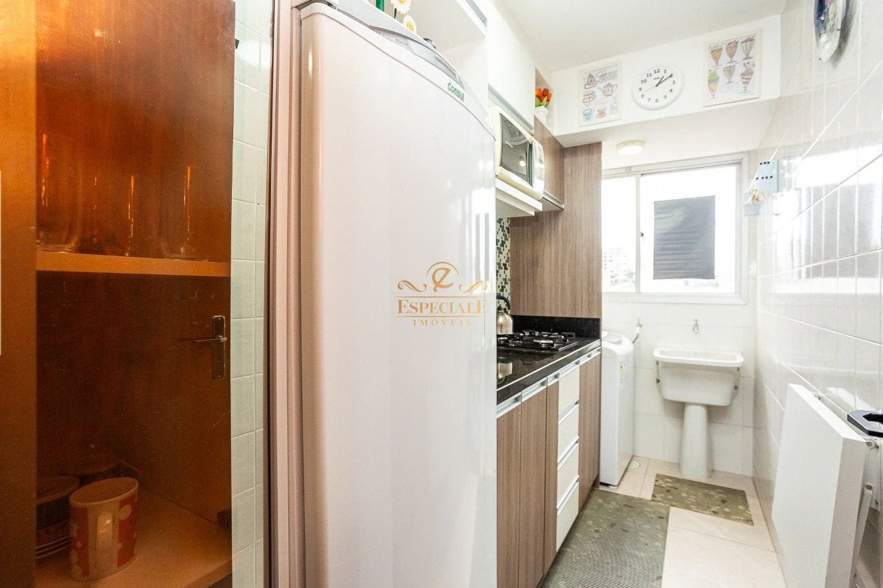 Washing machine in a one-bedroom apartment, 40 m² — photo 10