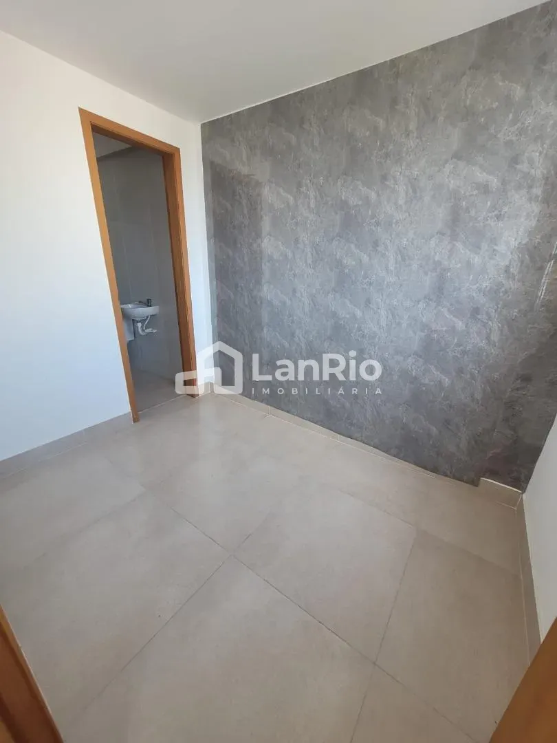 Water view in a 4-bedroom apartment, 240 m² — photo 16