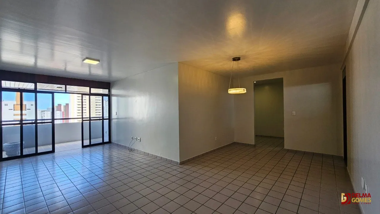 3-bedroom apartment, 1 with its own bathroom, 128 m² — photo 3