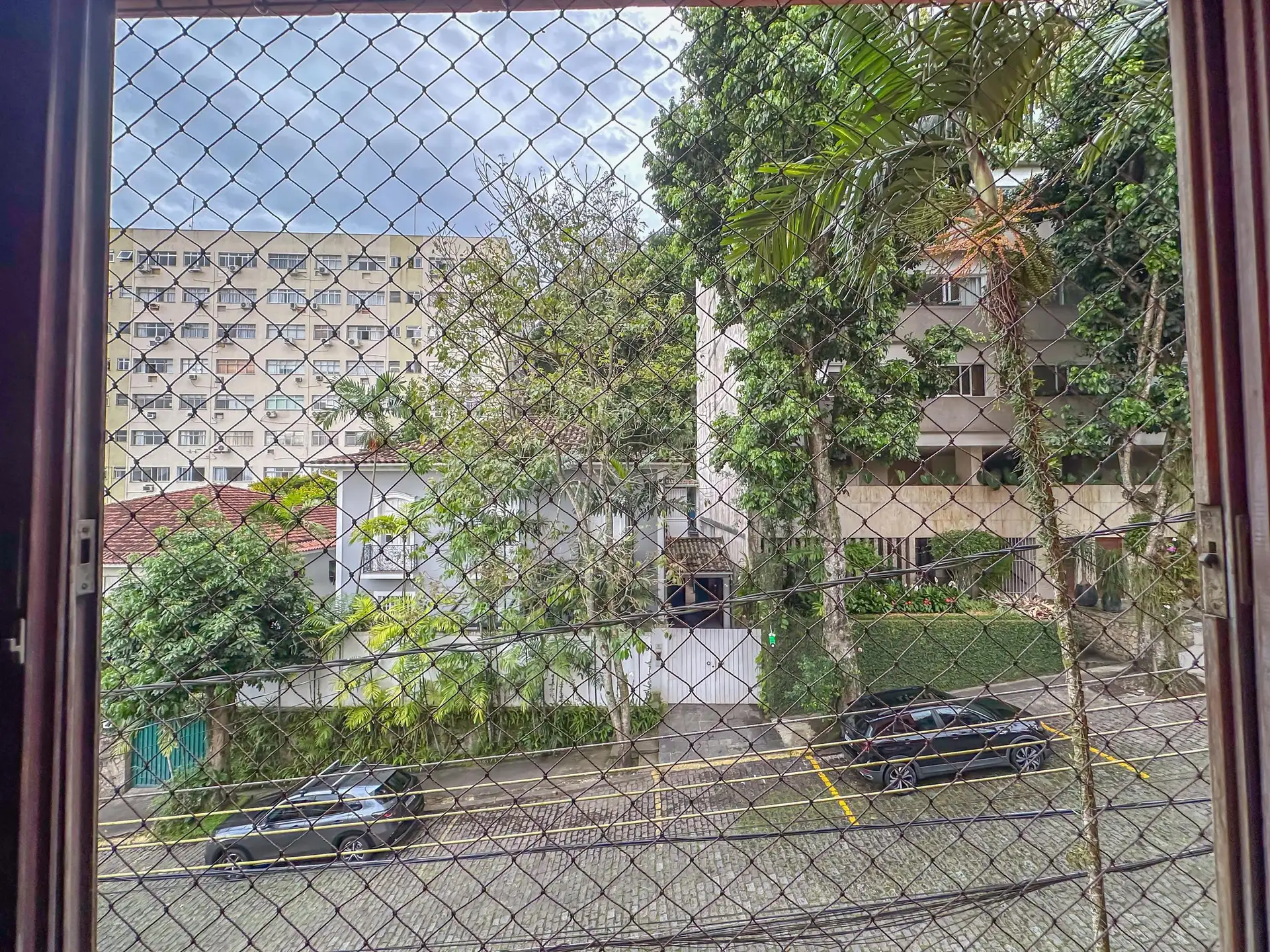 Apartment, 275 m², with a glass-enclosed balcony — photo 46
