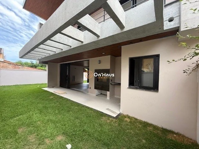 Будинок на 3 кімнати, 220 м², зі спальнею та ванною — photo 3