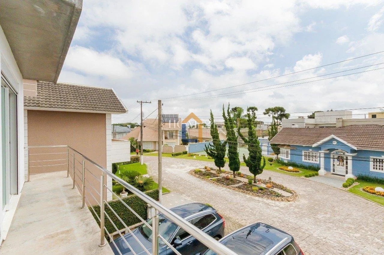 Furnished 470 m² house with 4 bedrooms and private garden — photo 78