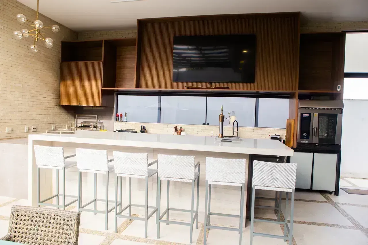 Casa triplex mobiliada com 5 suítes e 1.200 m² — photo 14