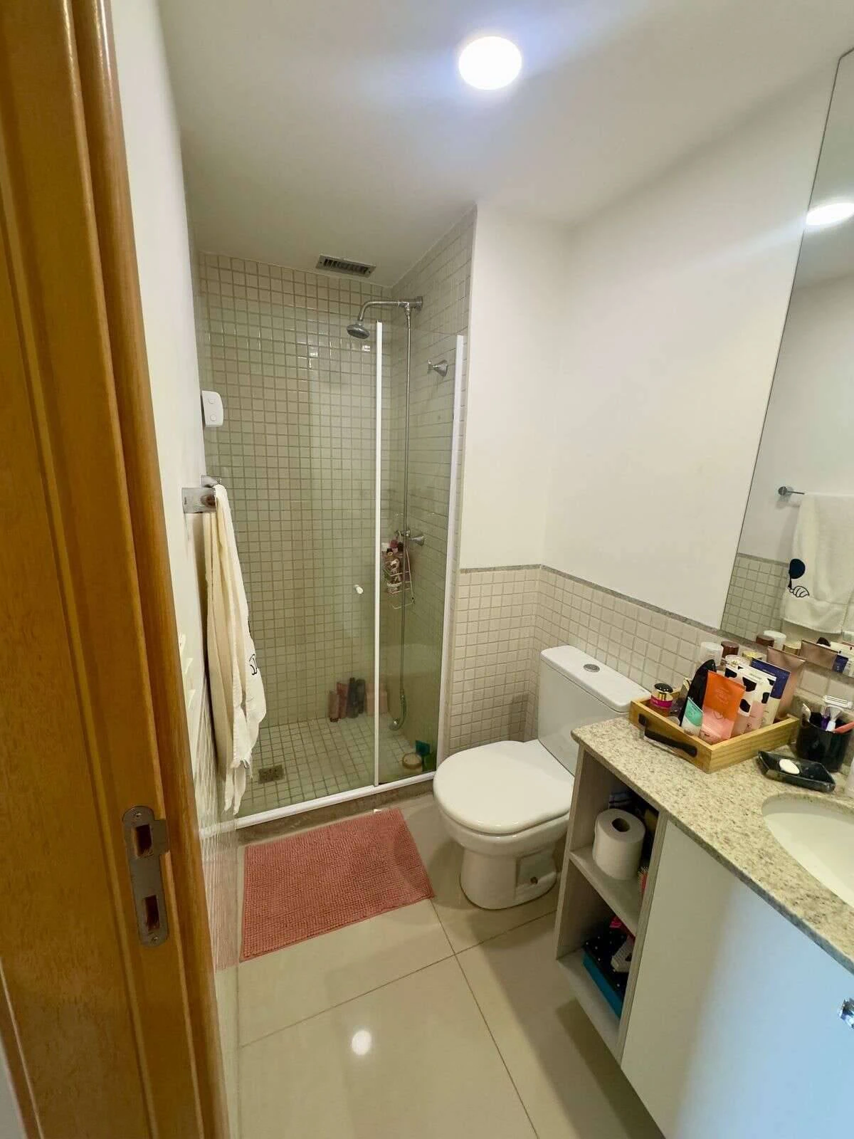 Квартира 213 м² з балконом із грилем та панорамними вікнами — photo 24
