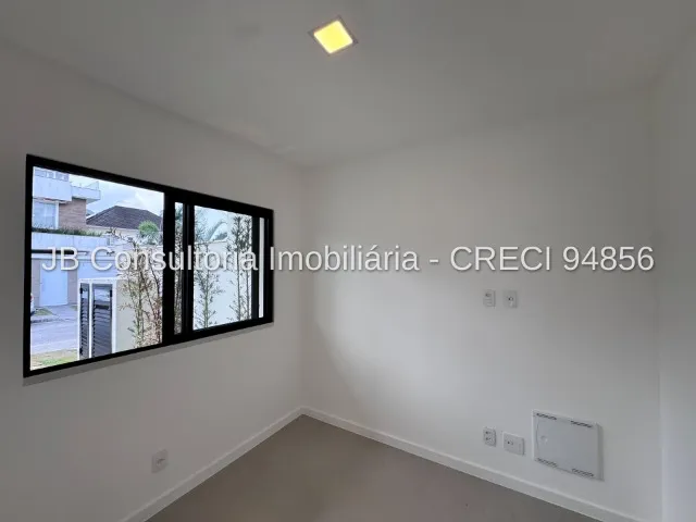 House, 210 m², with a grill on the balcony — photo 15