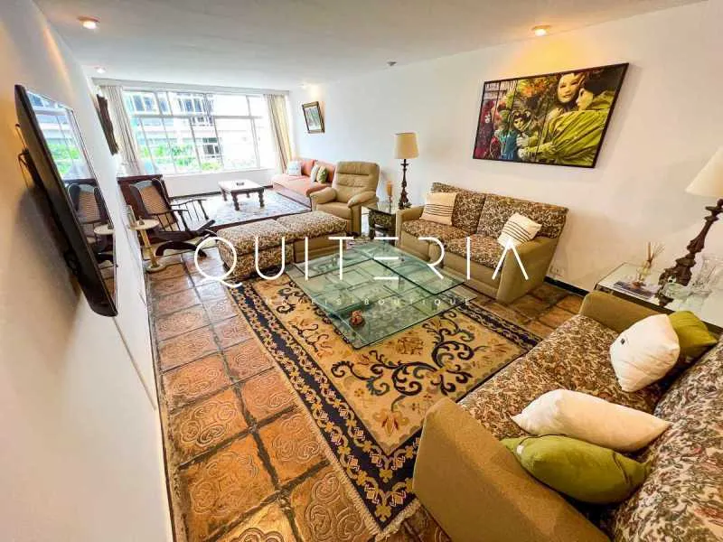 Triplex penthouse with 4 bedrooms and 4 bathrooms — photo 3