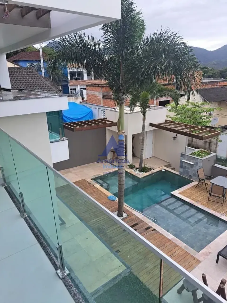 Casa mobiliada com 3 quartos e 4 banheiros, varanda — photo 18