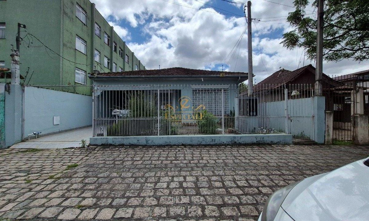 Bañera y 3 dormitorios: casa de 145 m² — photo 37