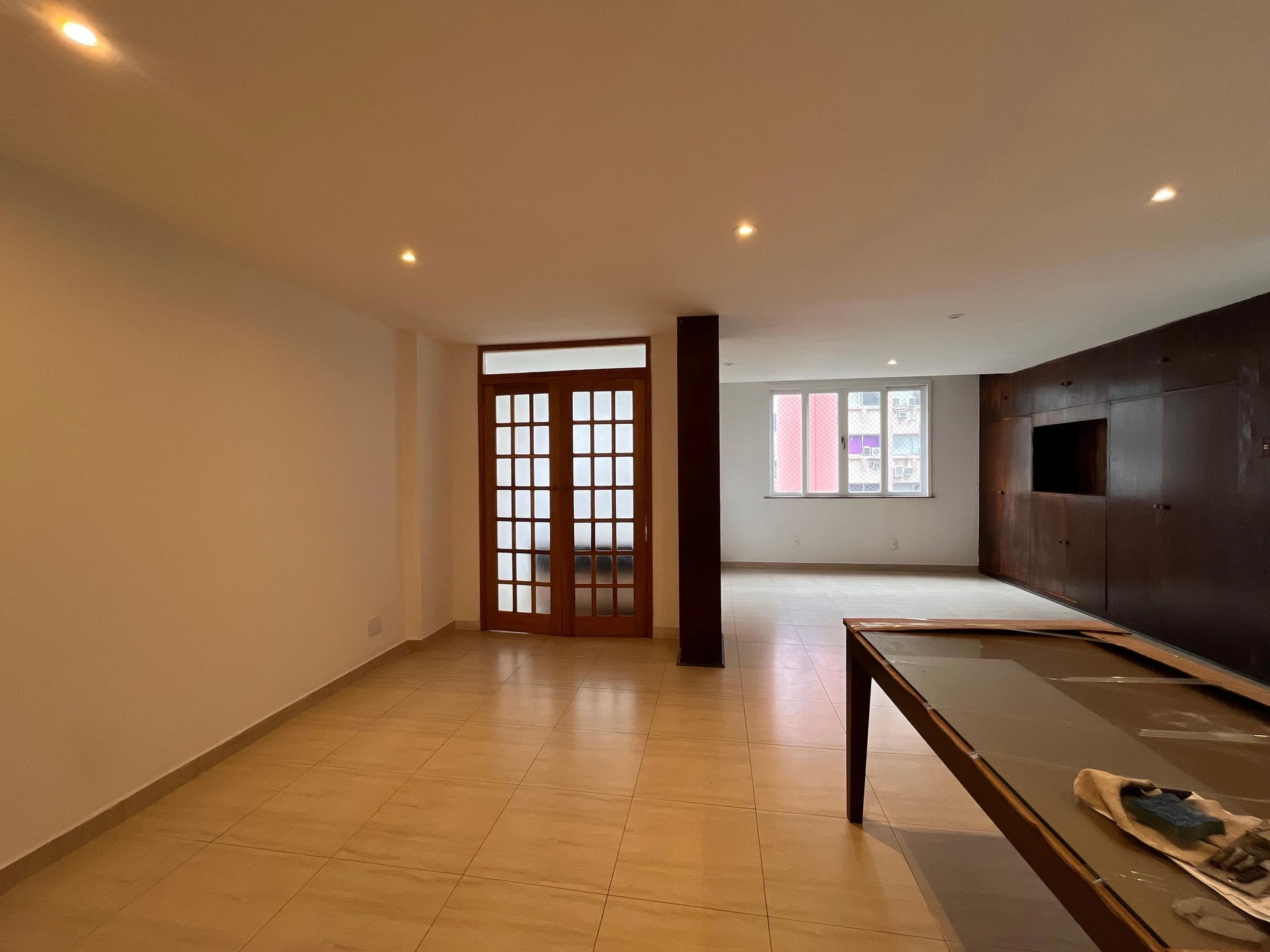3-bedroom apartment with separate kitchen and electric stove — photo 10