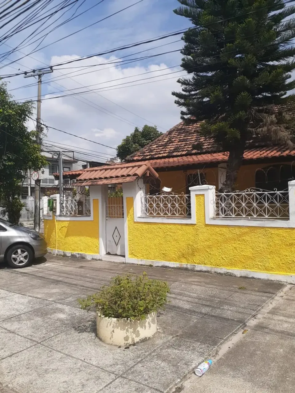 Casa sem mobília com 3 quartos e 2 banheiros — photo 3
