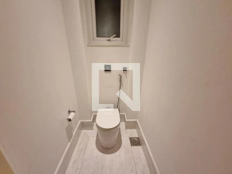 Washing machine in a 3-bedroom apartment, 300 m² — photo 37