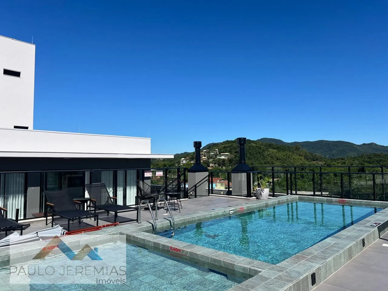Furnished apartment, 65 m², with floor-to-ceiling windows — photo 7