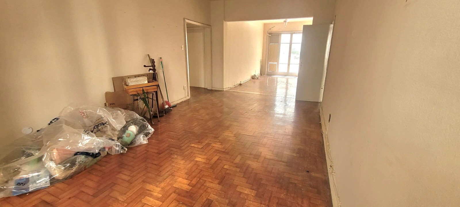 3-bedroom 150 m² apartment with 1 parking space and elevator — photo 23