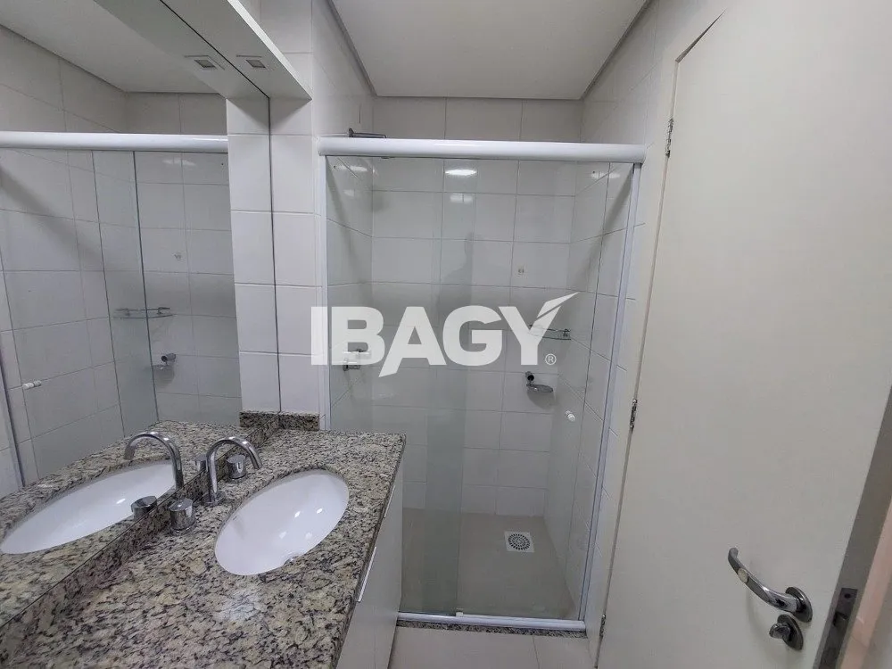 Furnished apartment with 2 bedrooms and 79 m² — photo 14