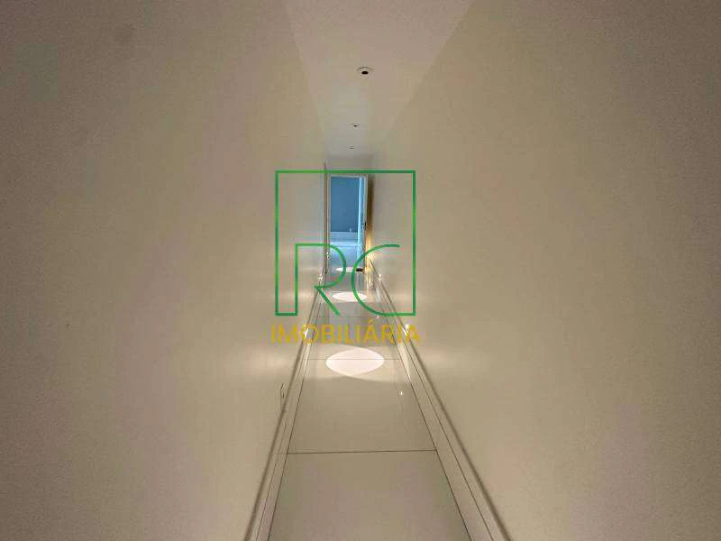 Apartamento de 4 suítes com 390 m² e 3 vagas — photo 23