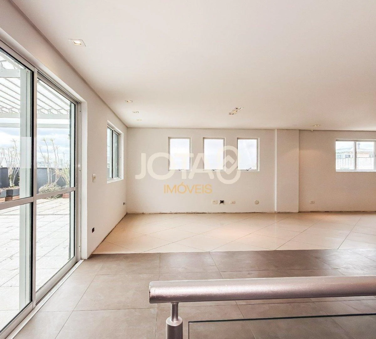 Apartment, 213 m², with a bathtub — photo 20