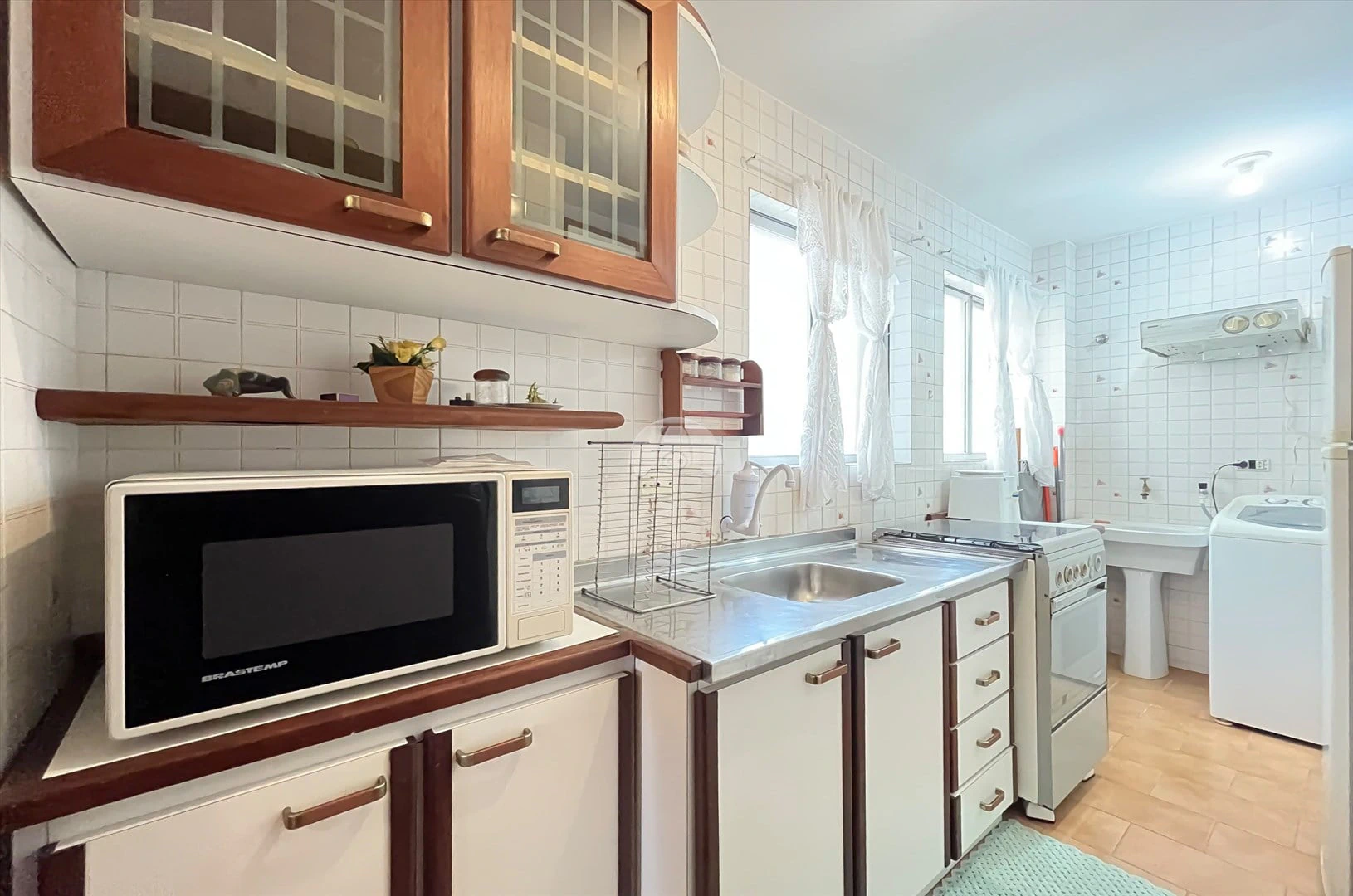 2-bedroom apartment with a washing machine — photo 7
