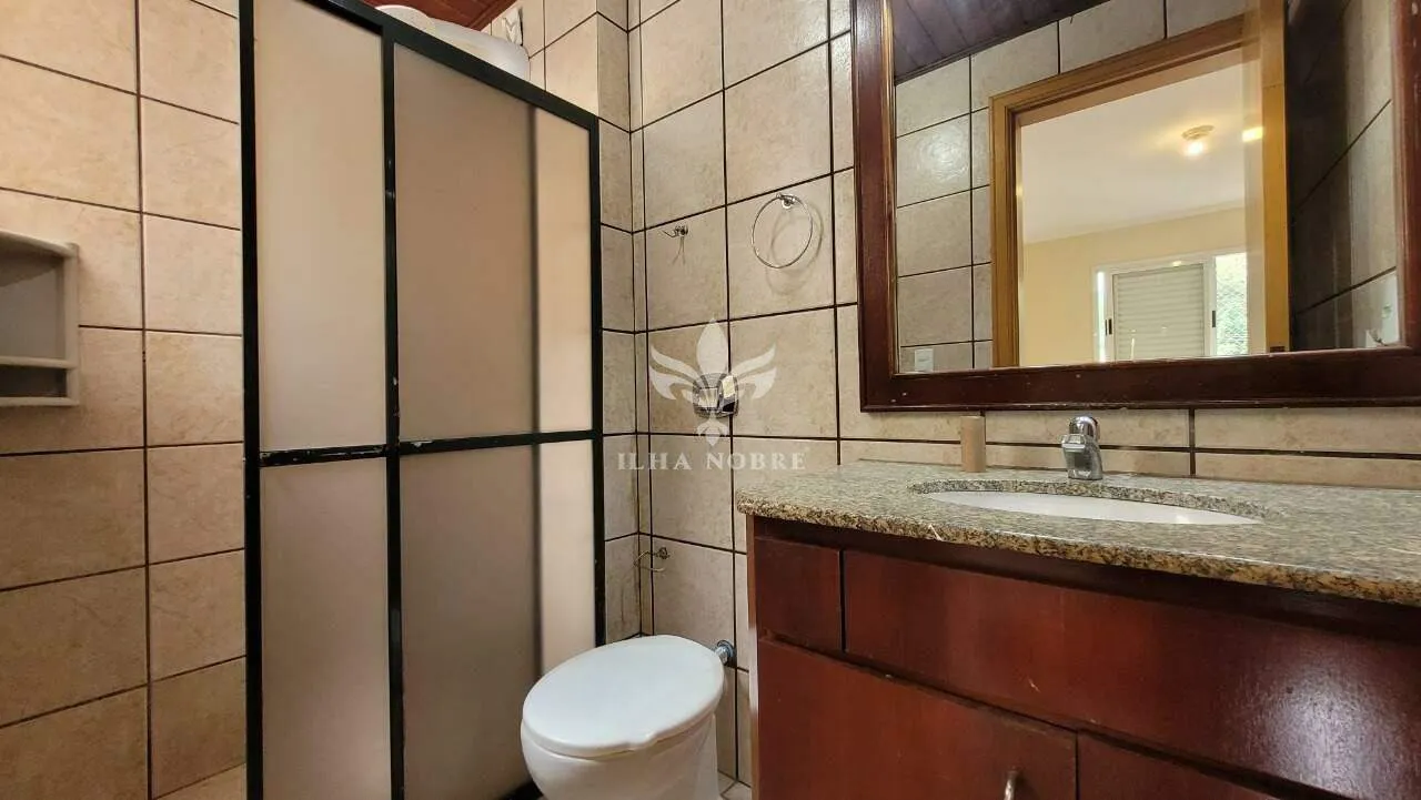 Furnished 3-bedroom apartment with 2 bathrooms — photo 12