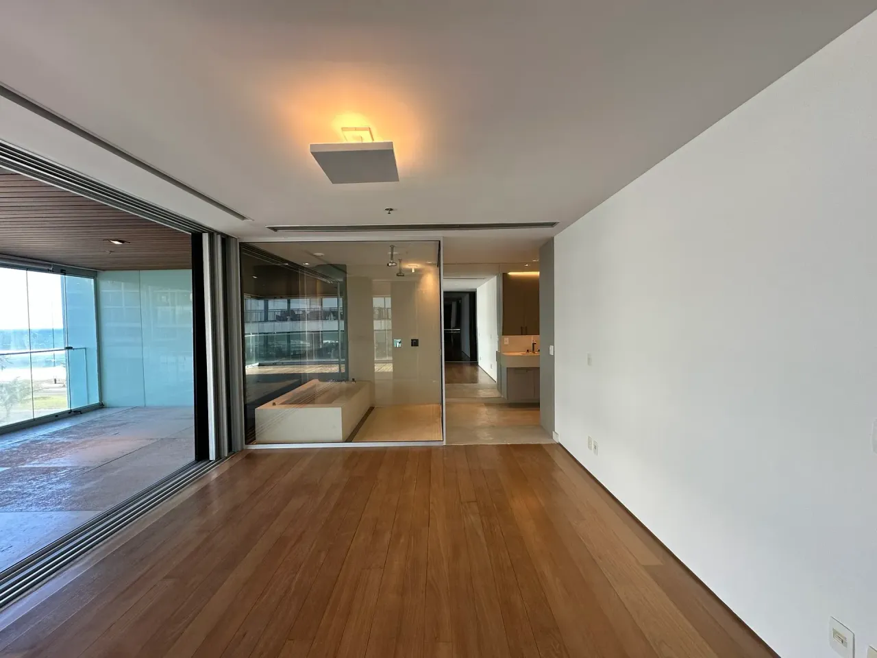 Apartamento sem mobília com 1 quarto e 2 banheiros — photo 11