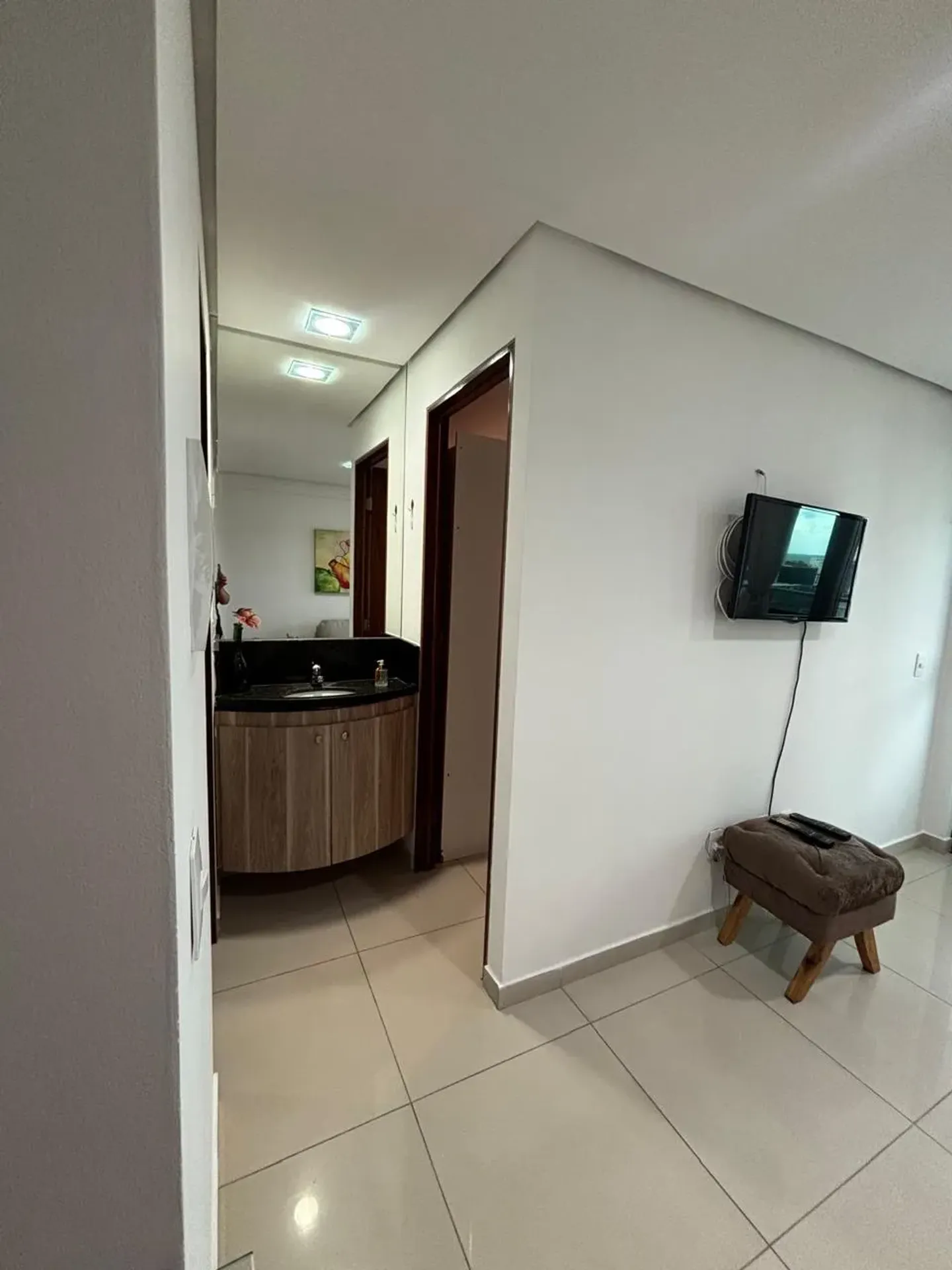 Home office in a one-bedroom apartment, 45 m² — photo 3