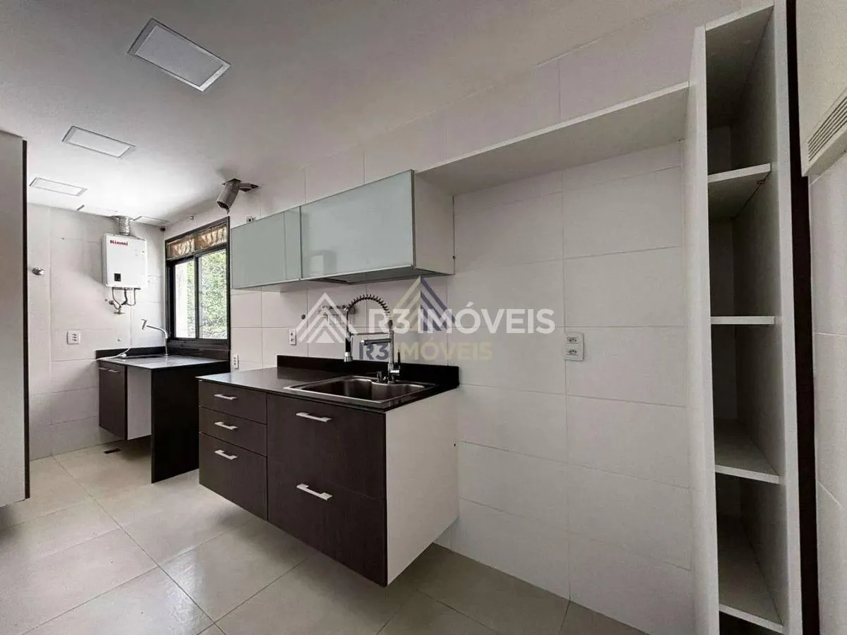 Duplex penthouse with 4 bedrooms and built-in closets — photo 9